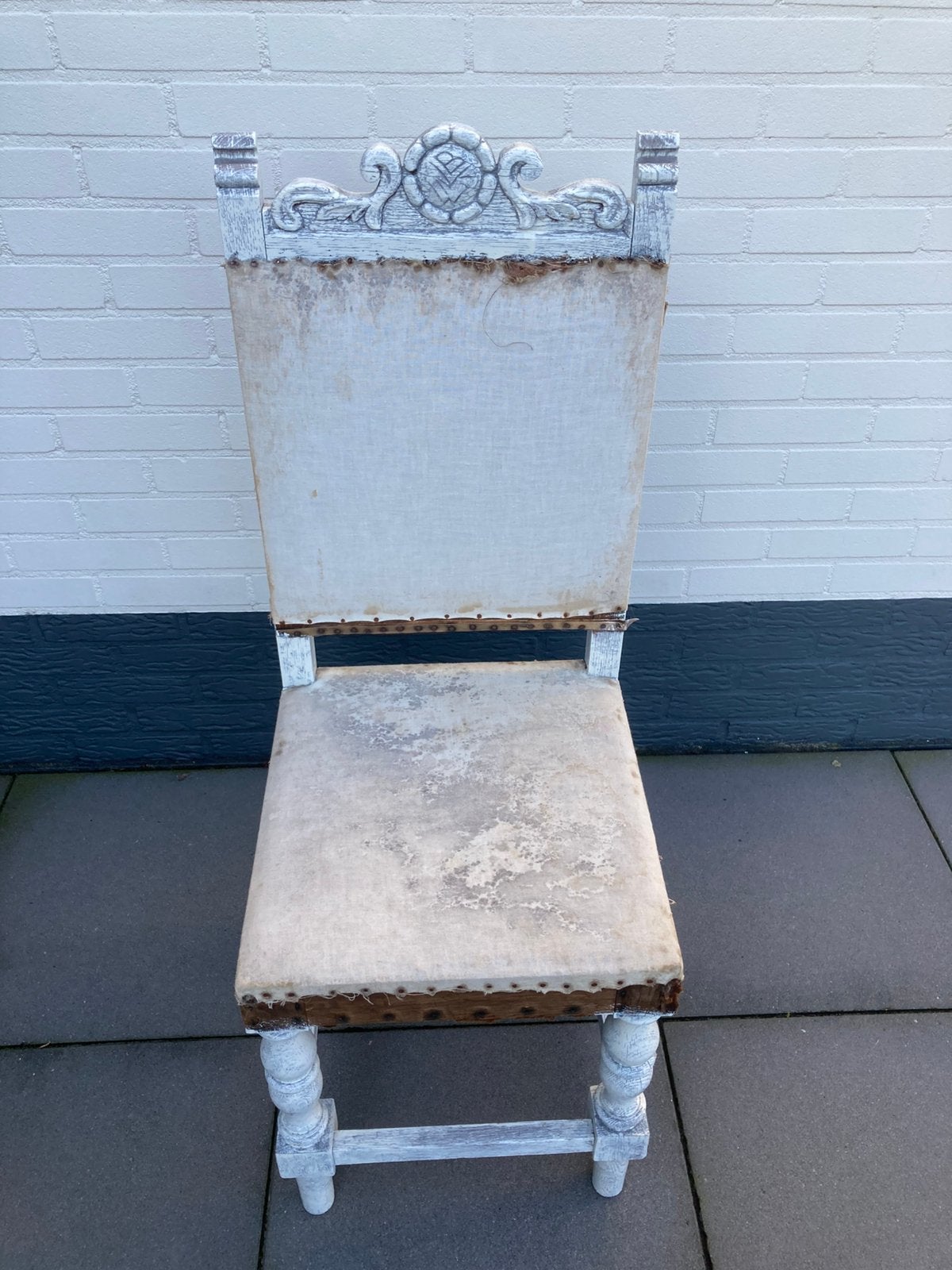 Antieke stoel opknapper!, Ophalen