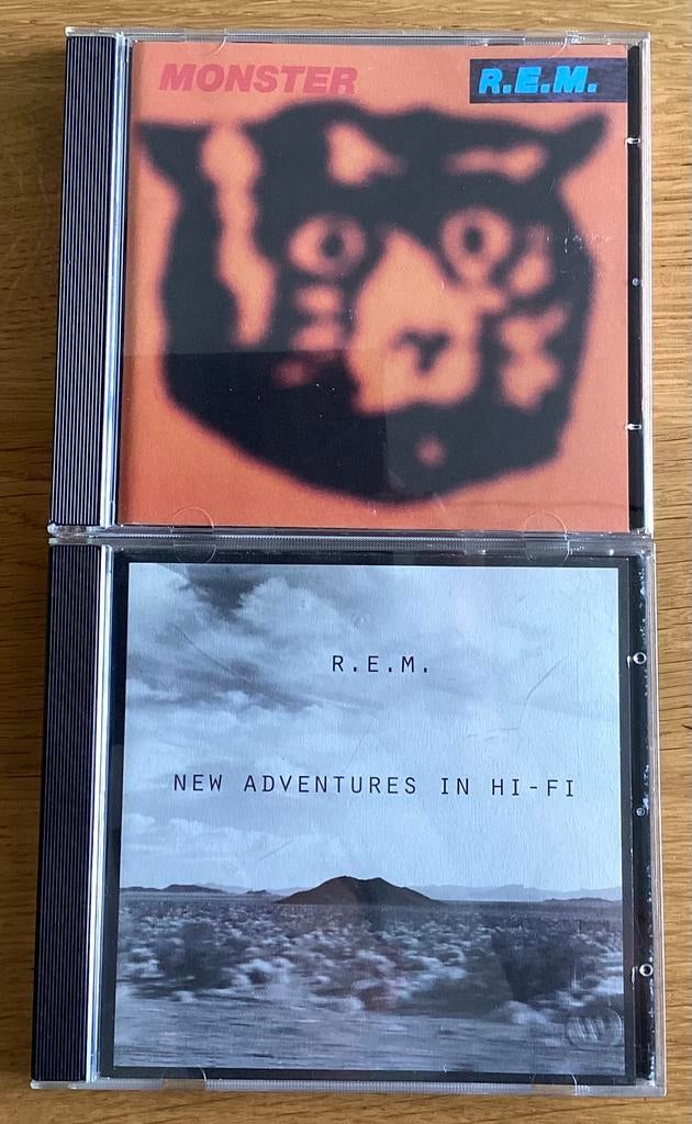 2x cd REM - Monster / New adventures in hifi, Ophalen of Verzenden, Zo goed als nieuw, Poprock
