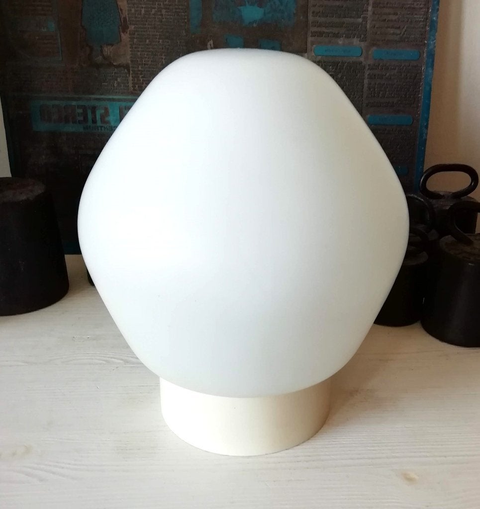 Vintage plafondlamp mat opaalglas H23 cm prijs per stuk, Gebruikt, Ophalen of Verzenden, Glas, Wit