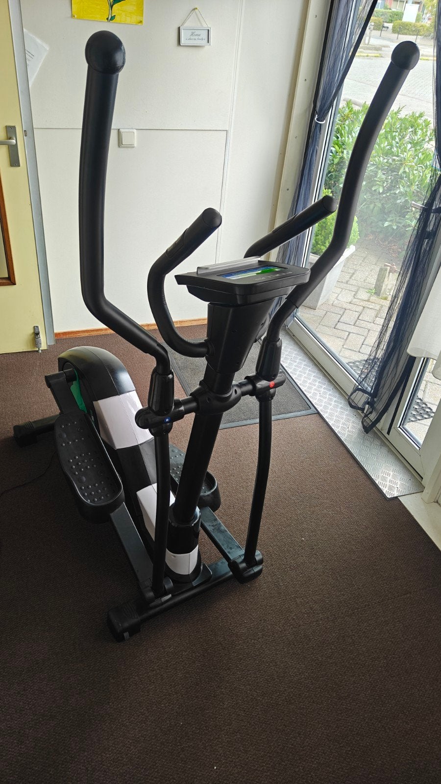 Focus Fitness Fox 3 Crosstrainer - Zo goed als nieuw, Ophalen, Benen, Zo goed als nieuw, Metaal