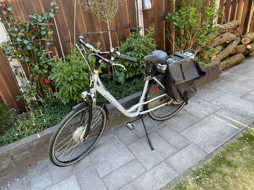 Elektrische Batavus dames fiets, Fietsen en Brommers, Fietsen | Dames | Omafietsen, Ophalen of Verzenden, Zo goed als nieuw