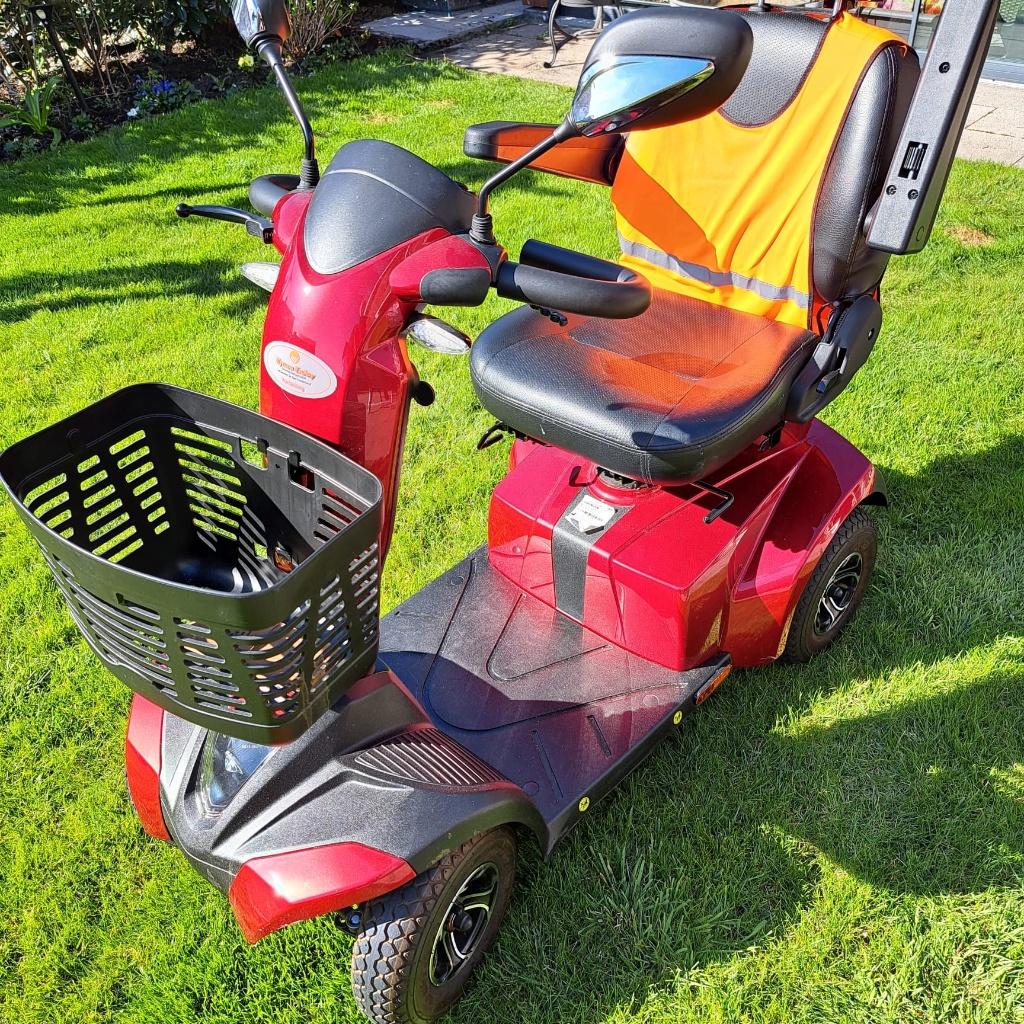 zeer mooie scootmobiel, Ophalen, Zo goed als nieuw, Kymco