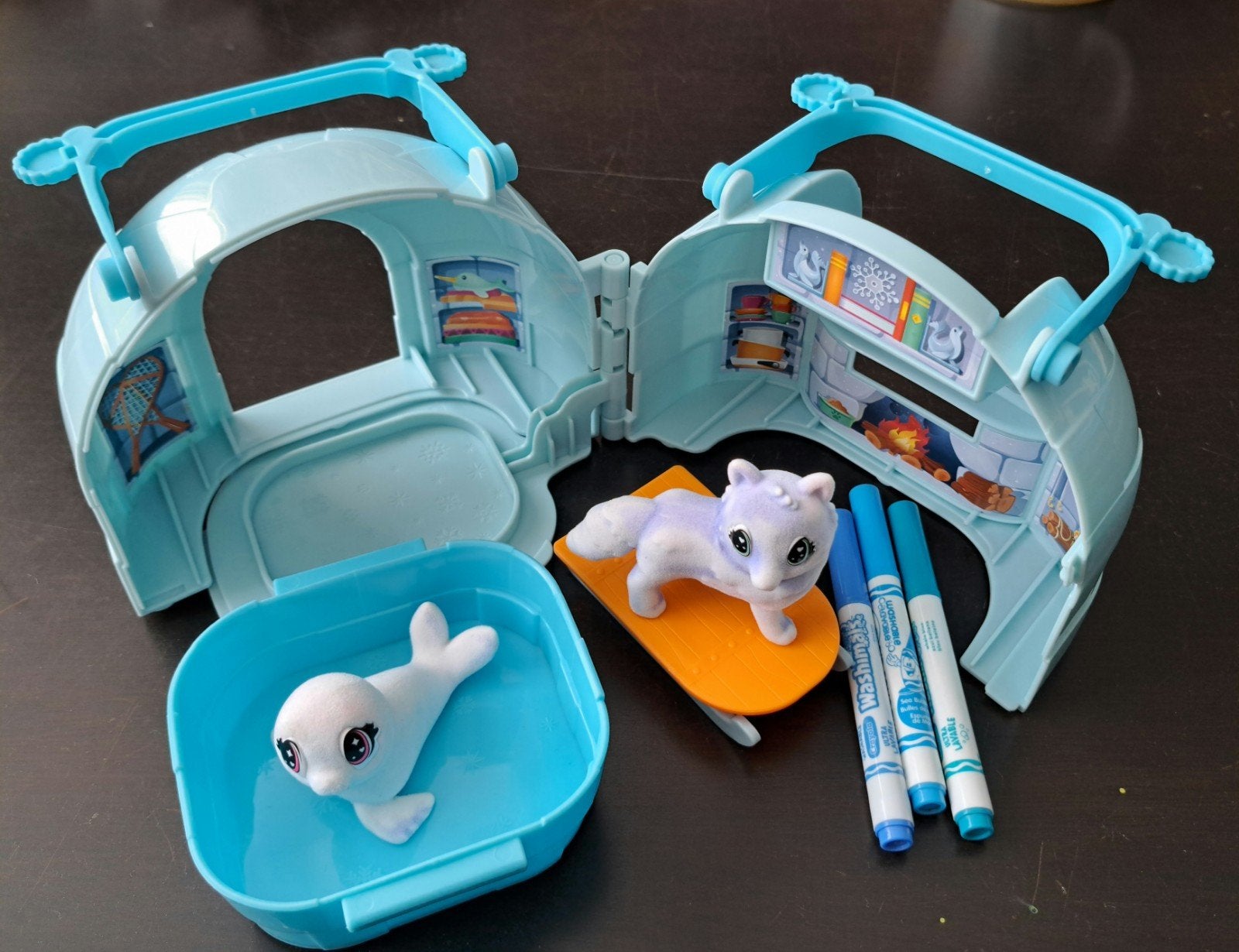 Crayola Color & Play Iglo met Zeehondje en Vosje, Ophalen of Verzenden, Zo goed als nieuw, Jongen of Meisje