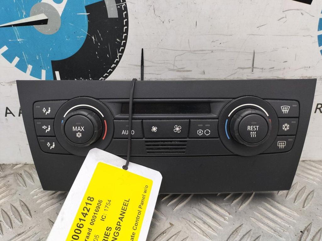 BMW 3 SERIES E90 320i Dynamic Exec.  KACHEL BEDIENINGSPANEEL, Ophalen of Verzenden, Gebruikt, ARN erkend