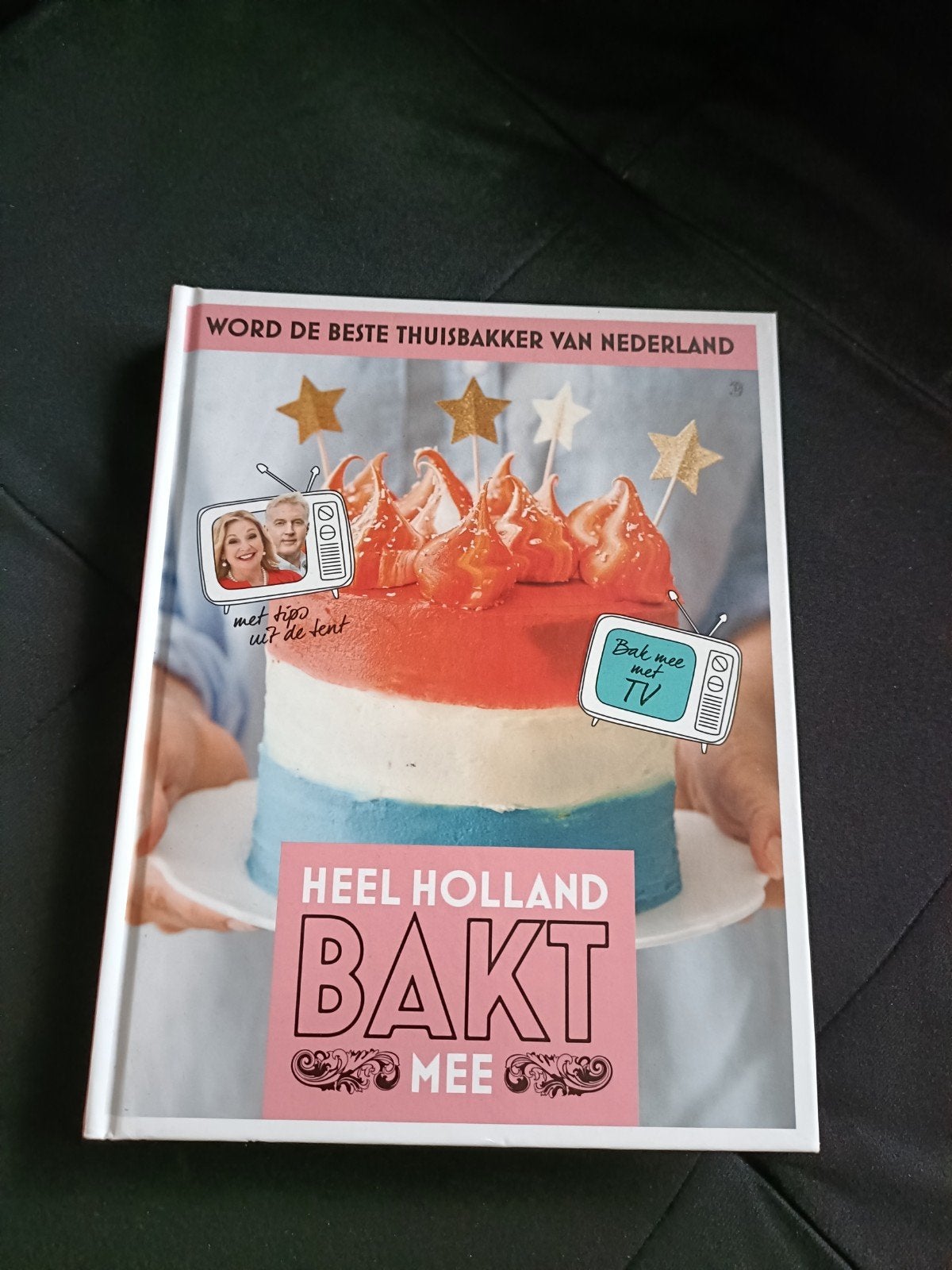 Heel Holland Bakt Mee - Bakboek met recepten en tips, Boeken, Hoofdgerechten, Ophalen of Verzenden, Zo goed als nieuw, Janny van der Heijden