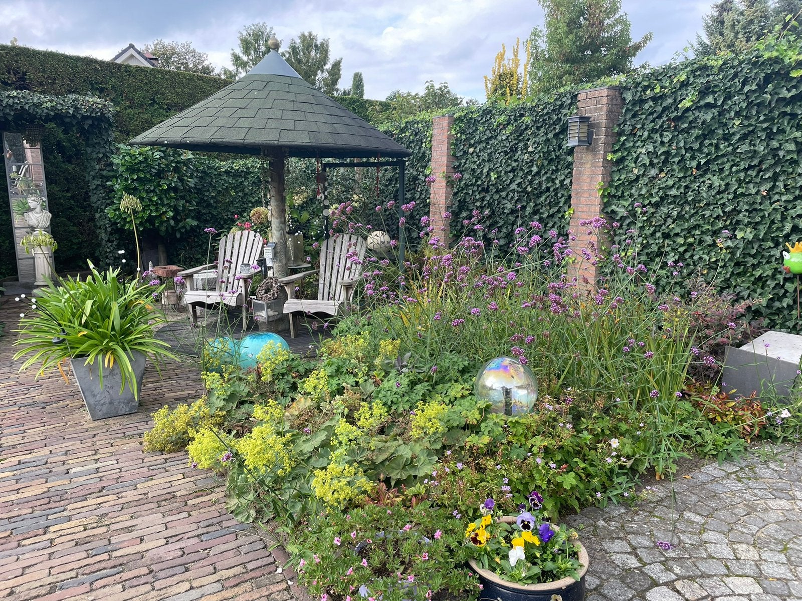 Tuinparasol met houten paal, Tuin en Terras, Ophalen, Overige materialen, 250 tot 500 cm, Overige typen