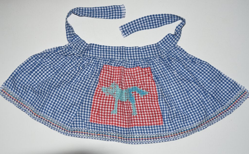 Brocante kinder schortje geborduurd Nieuw handgemaakt, Verzenden, Nieuw, Meerkleurig