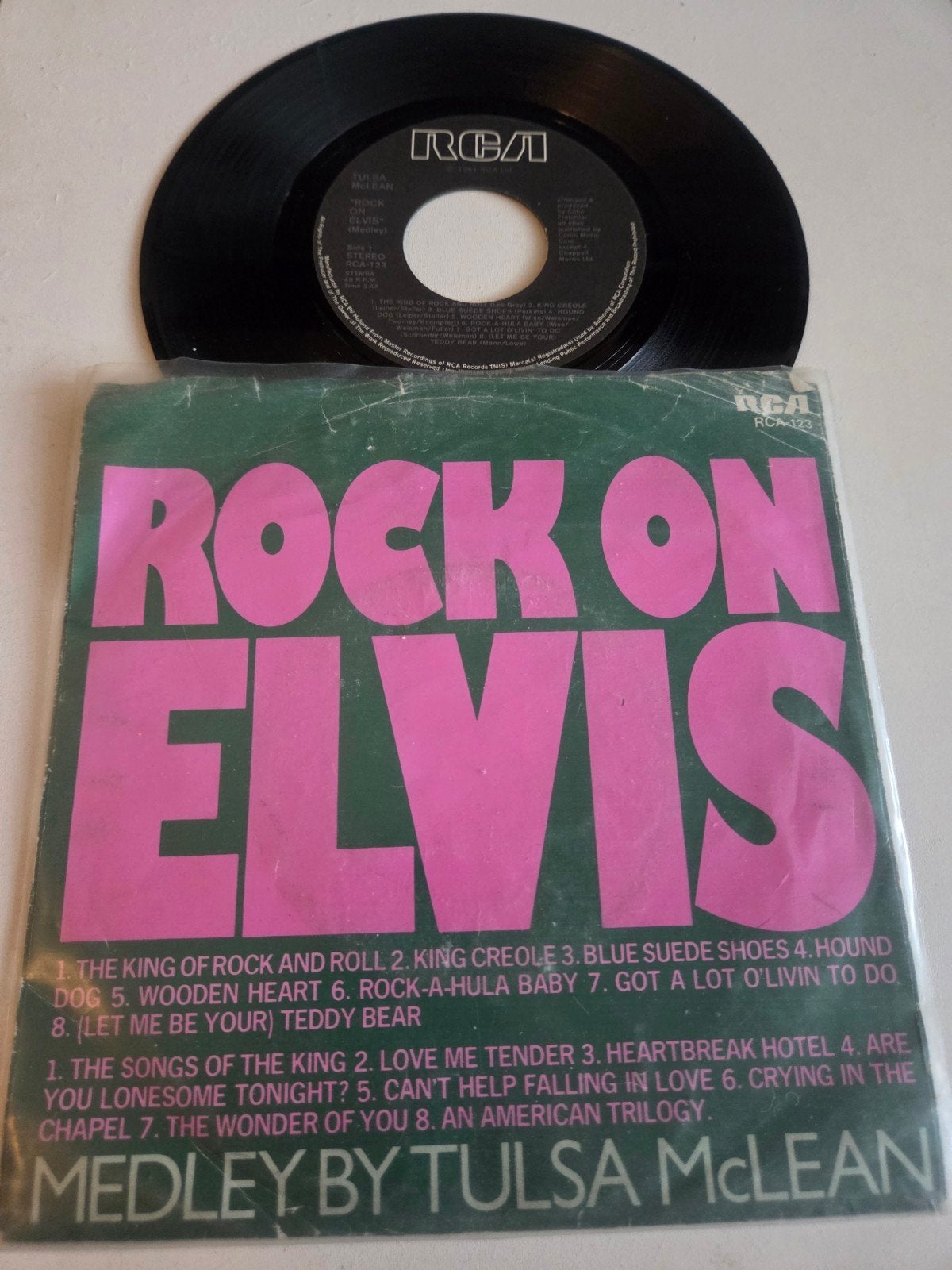 Rock On Elvis - Medley by Tulsa McLean (Vinyl EP), EP, Gebruikt, 7 inch, Ophalen of Verzenden