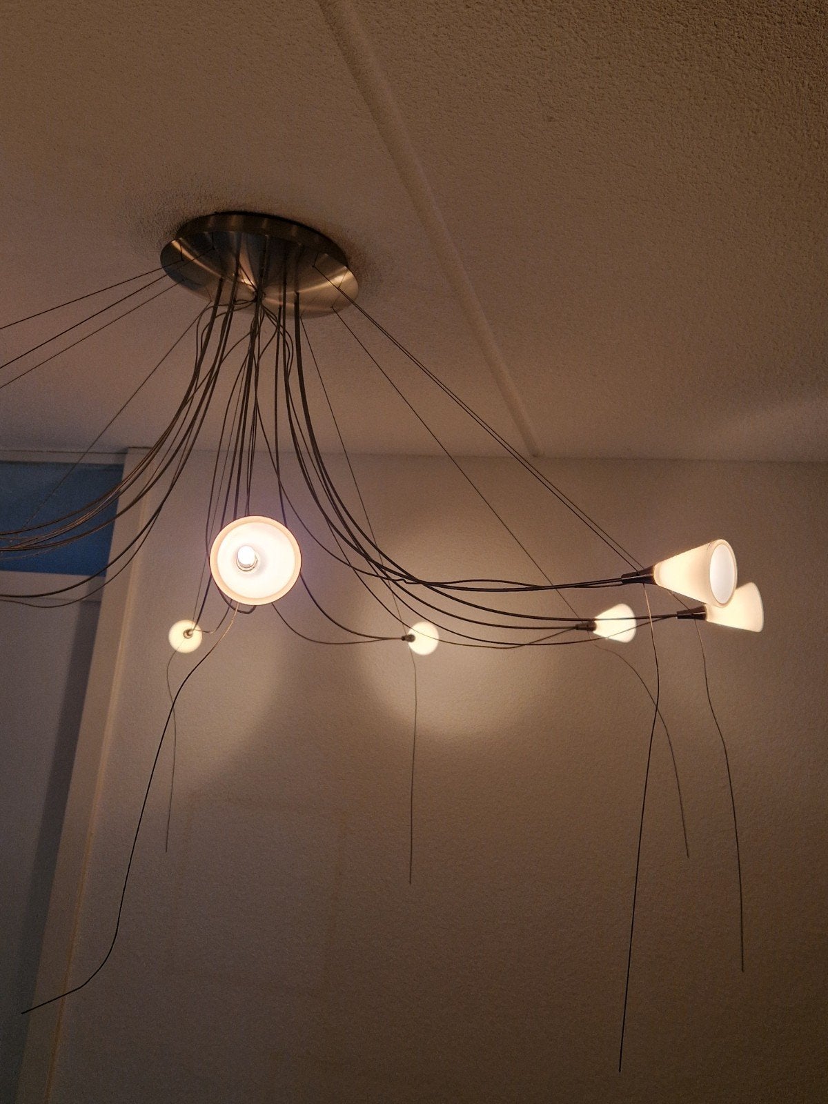 Mooie lamp met glazen kelkjes, Ophalen of Verzenden, Gebruikt, Glas, 75 cm of meer