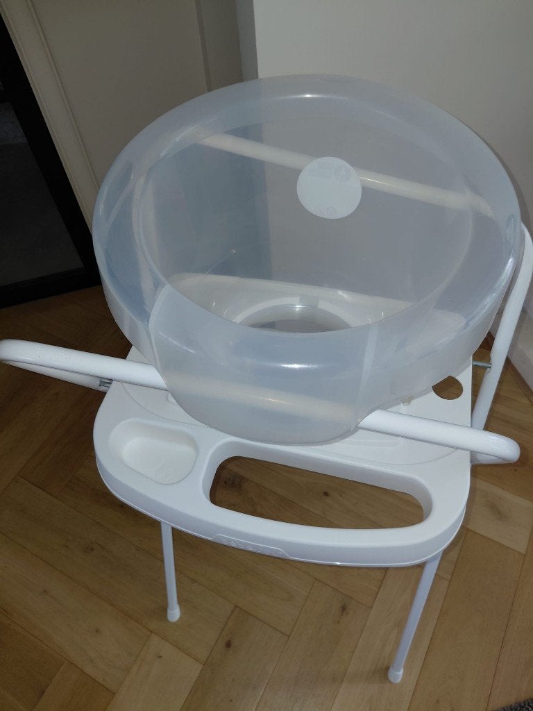 Bademmer en standaard, Kinderen en Baby's, Badjes en Verzorging, Ophalen, Zo goed als nieuw, Badje, Bébé-jou