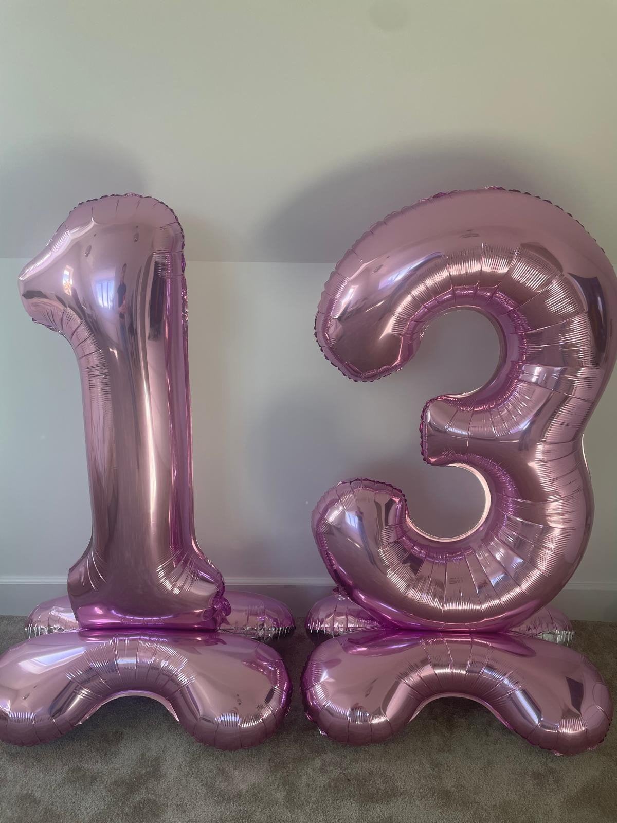 Grote 1 en 3  roze  balon cijfers samen 13 of 31, Ophalen, Versiering, Verjaardag