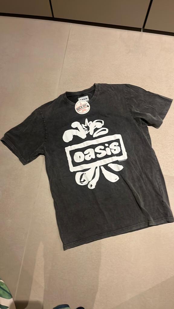 Oasis 2024 Tour Merchandise T-shirt - Nieuw met kaartjes, Kleding | Dames, T-shirts, Zwart, Maat 46/48 (XL) of groter, Nieuw, Ophalen of Verzenden