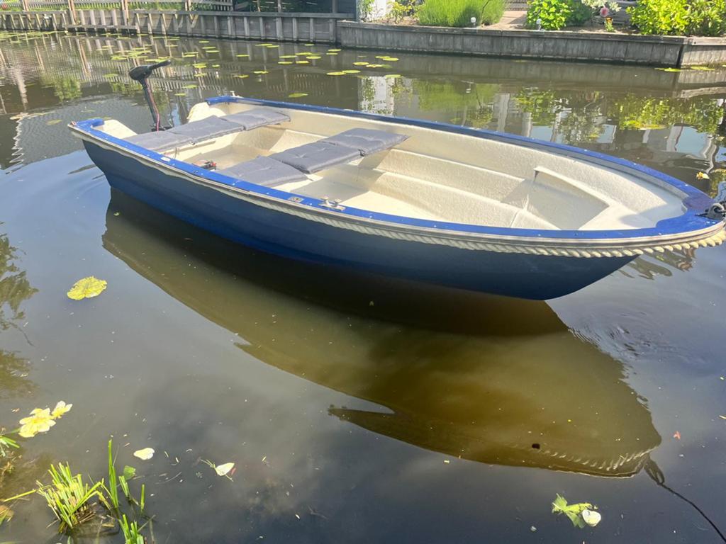 Sloepje met 54 lbs fluister motor met 12V accu, Watersport en Boten, Sloepen, Ophalen