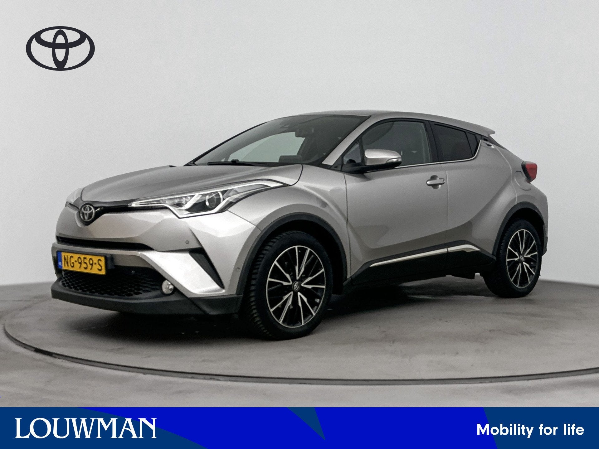 Toyota C-HR 1.2 Executive | Automaat | Navigatie | Parkeerse, Auto's, Toyota, 12 maanden, Gebruikt, 4 cilinders, 116 pk