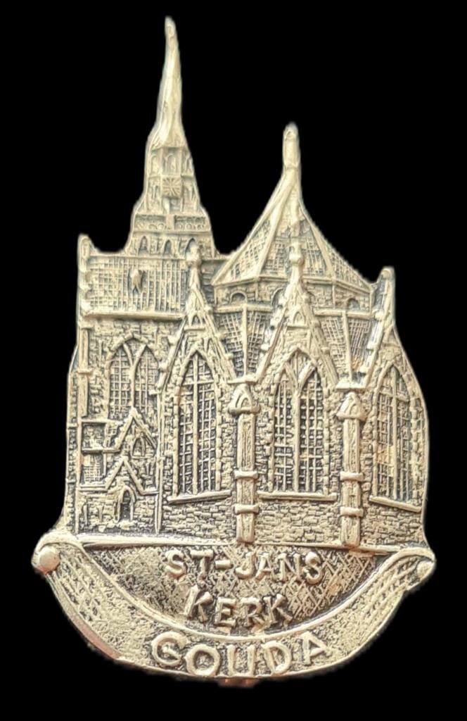 Gouda- St. Jans kerk broche, Verzenden, Zo goed als nieuw, Stad of Land, Speldje of Pin