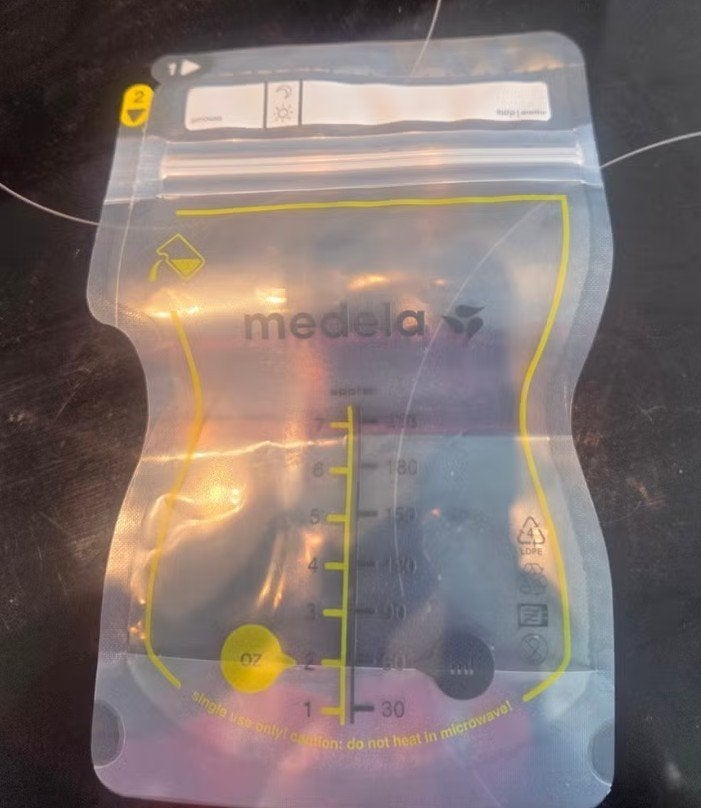 Medela Moedermelk Bewaarzakjes met Schenktuit (30 stuks), Medela, Bewaarbakje, Nieuw, Ophalen of Verzenden