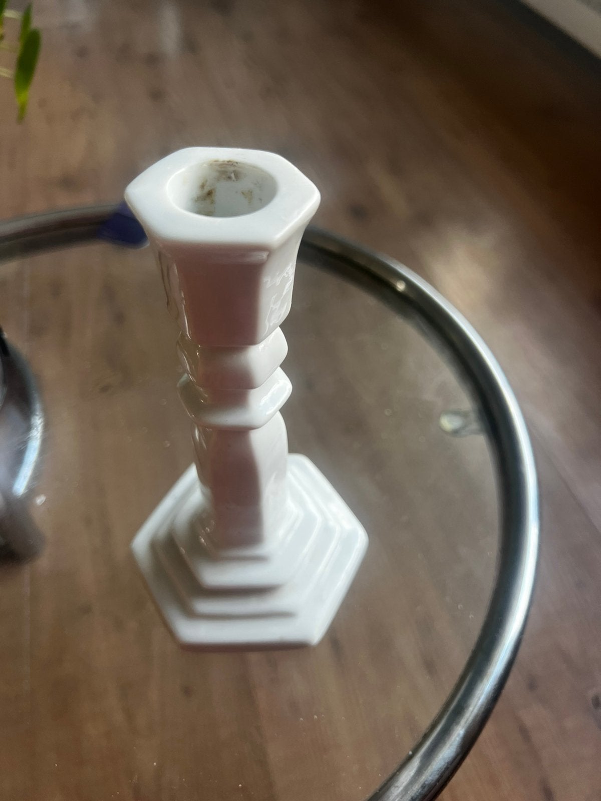 Oude witte kandelaar, Ophalen of Verzenden, Zo goed als nieuw, Kandelaar