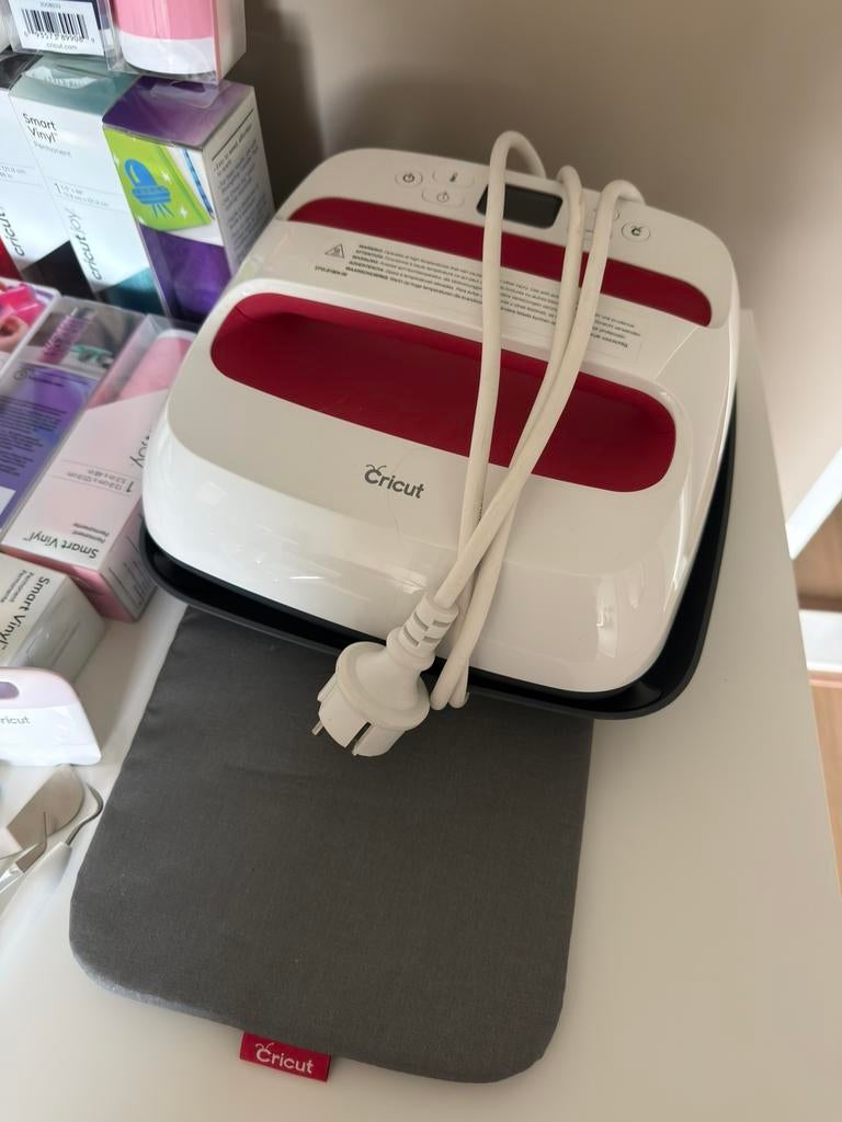 Cricut joy en easy press en vele extra’s, Ophalen, Zo goed als nieuw