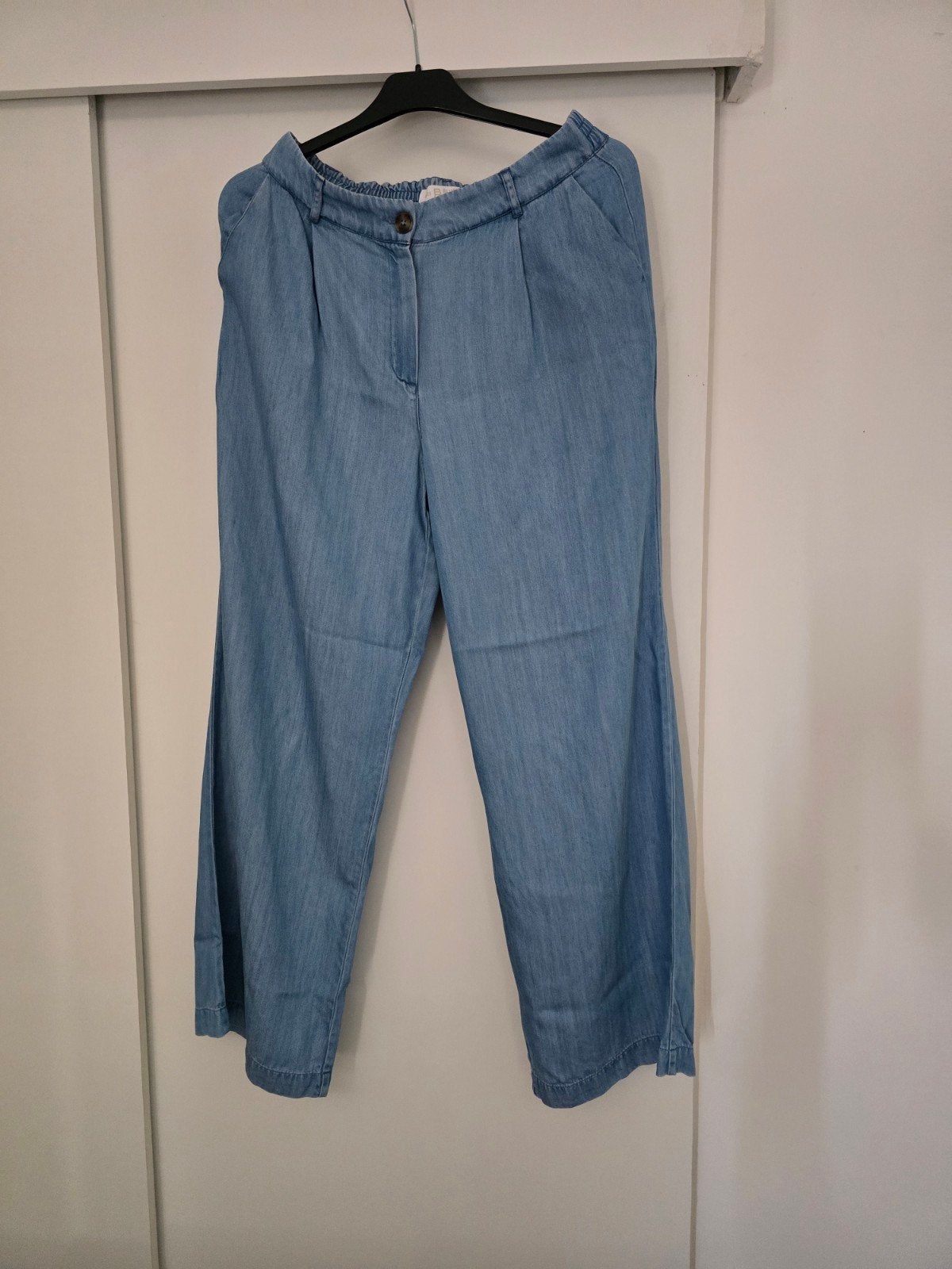 Dames broek wide leg maat 40, Kleding | Dames, Broeken en Pantalons, Ophalen of Verzenden, Nieuw, Maat 38/40 (M), Lang