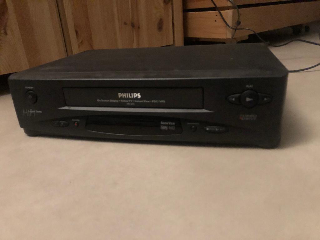 Philips VR675 videorecorder, Audio, Tv en Foto, Videospelers, Ophalen, Niet werkend, Videoband