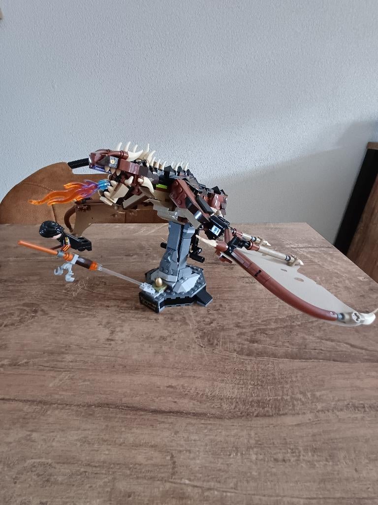 Te koop Harry Potter serie Horntail Dragon 76406, Kinderen en Baby's, Speelgoed | Duplo en Lego, Compleet, Lego, Harry Potter