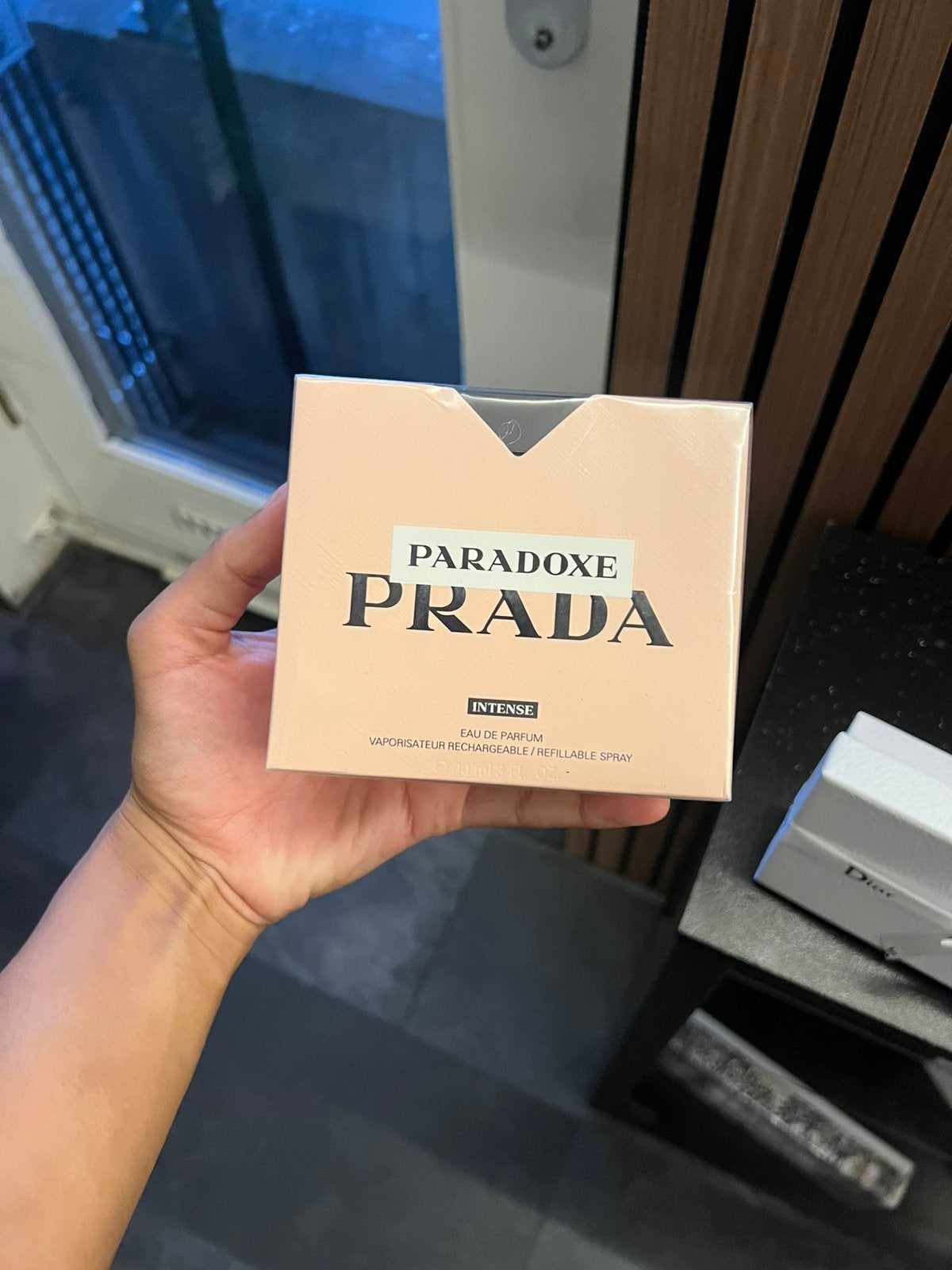 Parfum prada paradoxe intense, Ophalen of Verzenden, Zo goed als nieuw