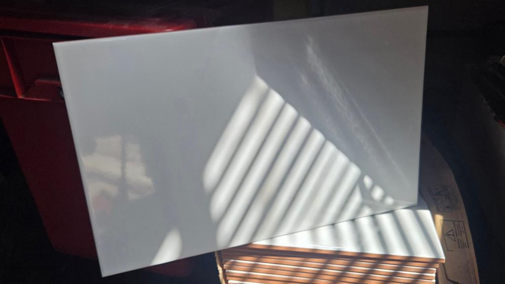 Witte wandtegels 25x40 cm. x13, Nieuw, Ophalen of Verzenden, 20 tot 40 cm, Minder dan 5 m²