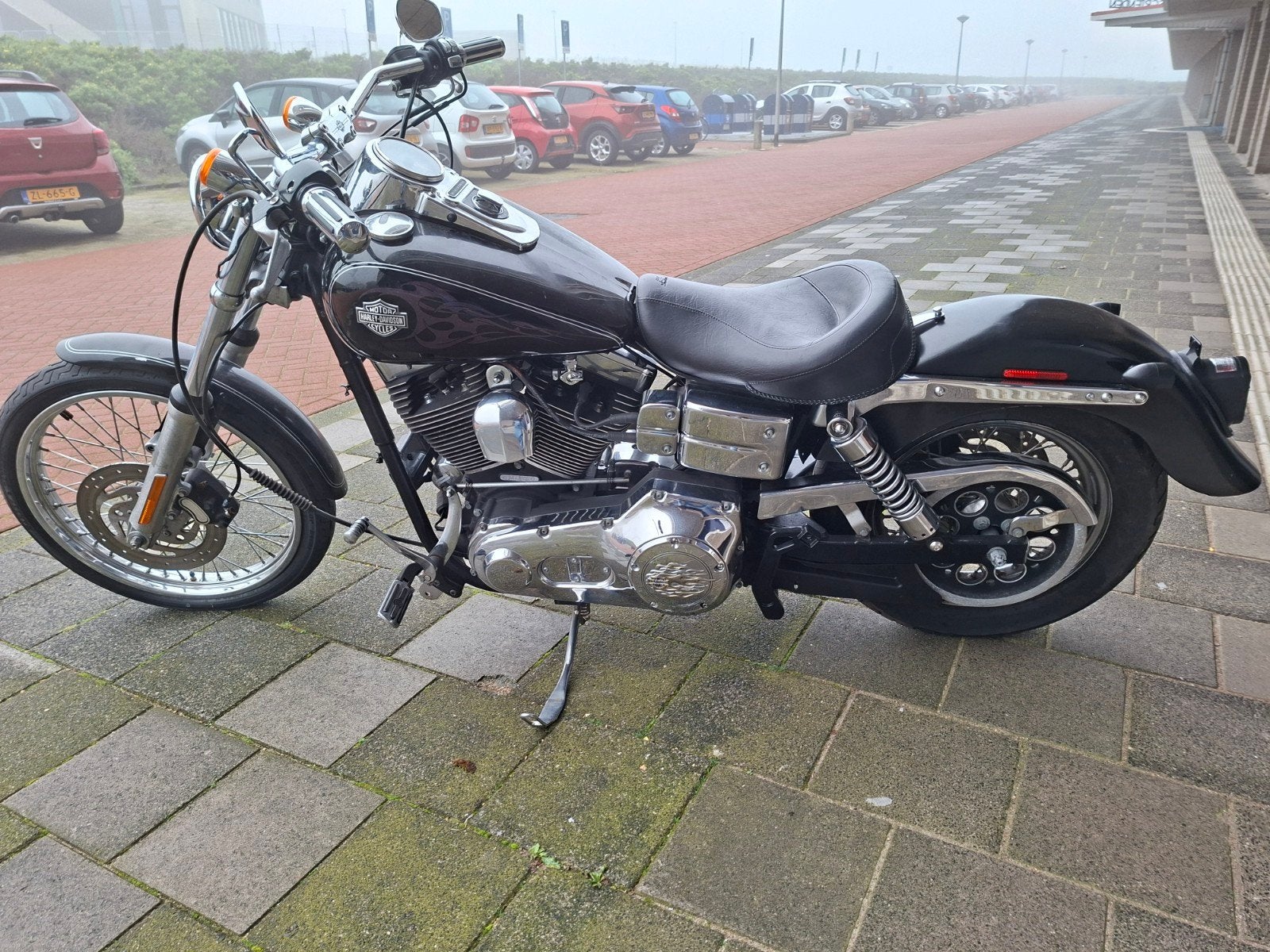 dyna wide glide 2005, Particulier, Chopper