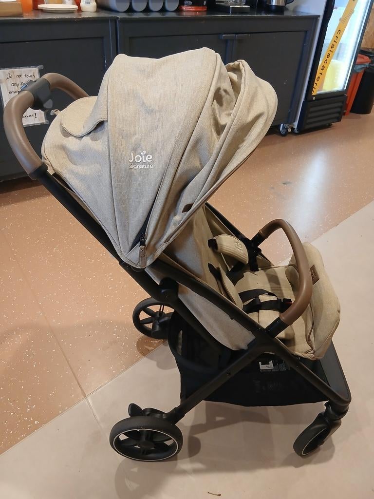 Buggy, Kinderen en Baby's, Buggy's, Ophalen of Verzenden, Zo goed als nieuw, Overige merken