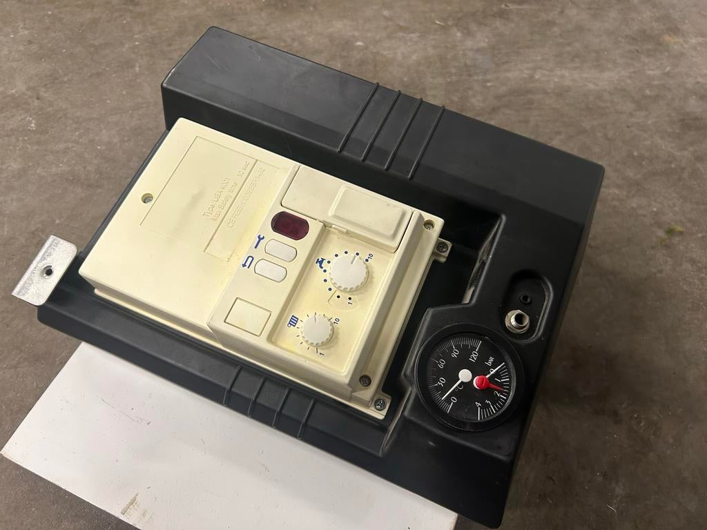 Nefit ecoline - Wildeven UPA 4001 CV-regelaar met manometer, Ophalen, Gebruikt