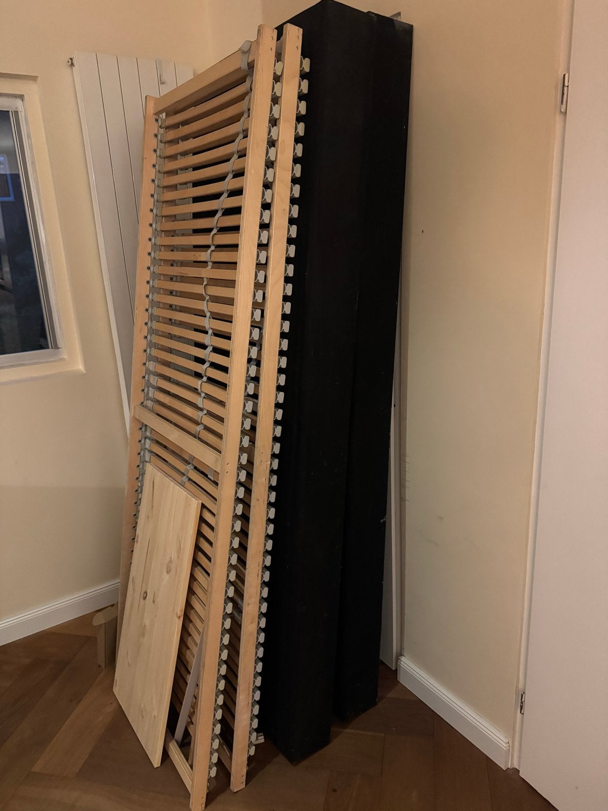 IKEA bed delen 70 x 200cm + Sultan Laxerby Lattenbodem (2x), Huis en Inrichting, Ophalen, Gebruikt, 70 cm of minder, Tweepersoons