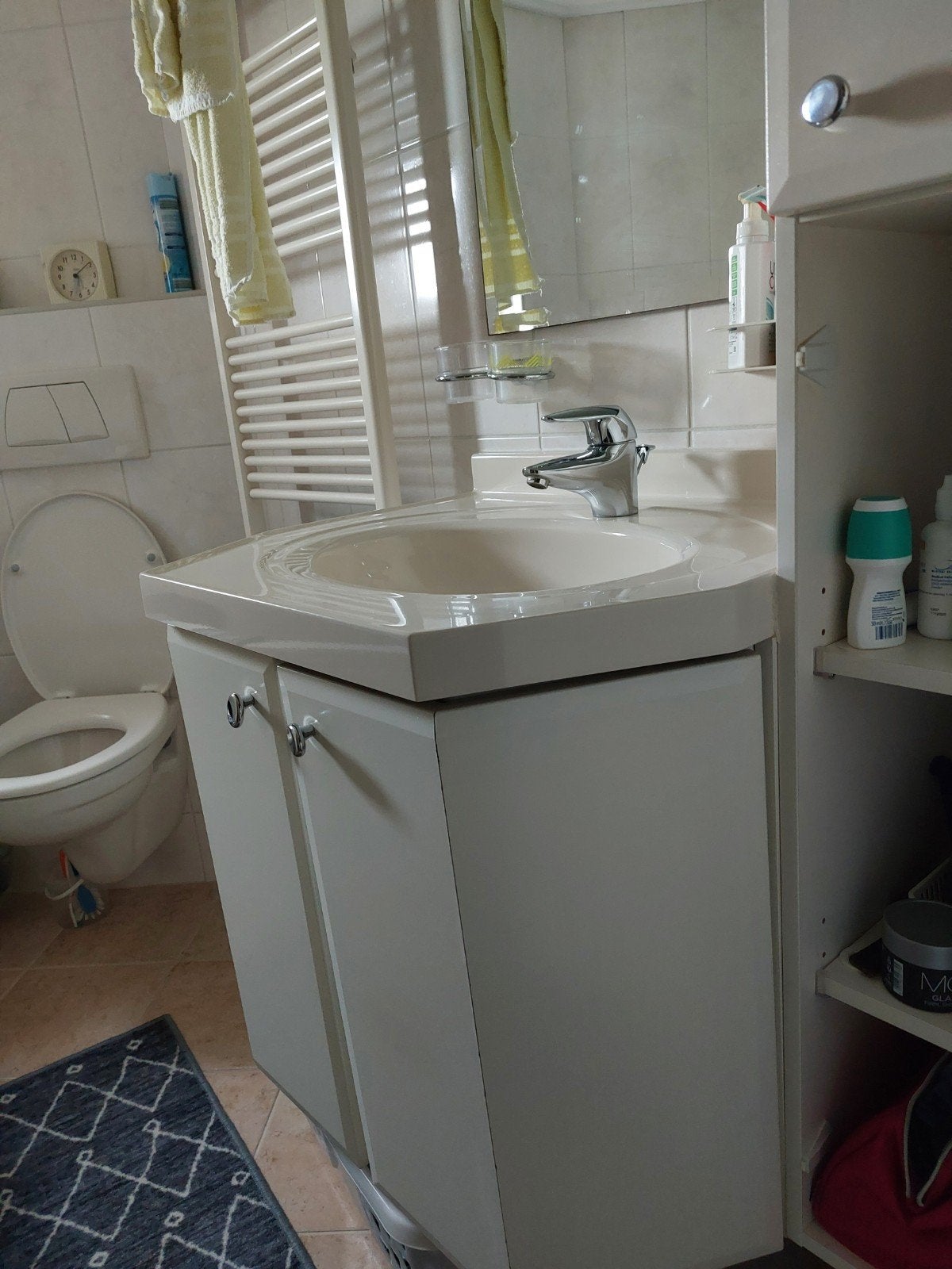 badkamer kasten met wastafel, Ophalen, Rond, 50 tot 75 cm, Minder dan 100 cm