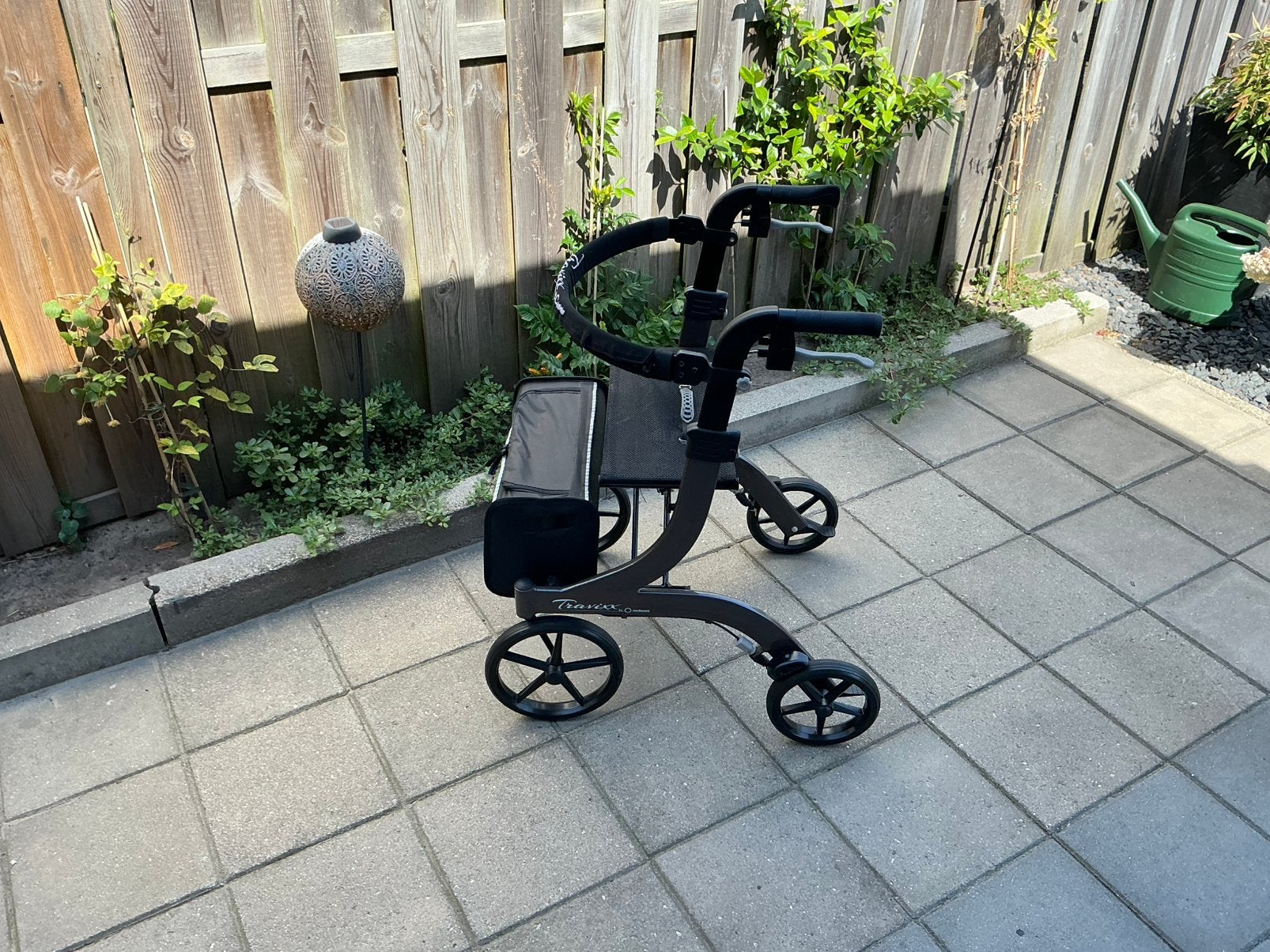 Super mooie travixx rollator maat s, Diversen, Rollators, Ophalen, Zo goed als nieuw