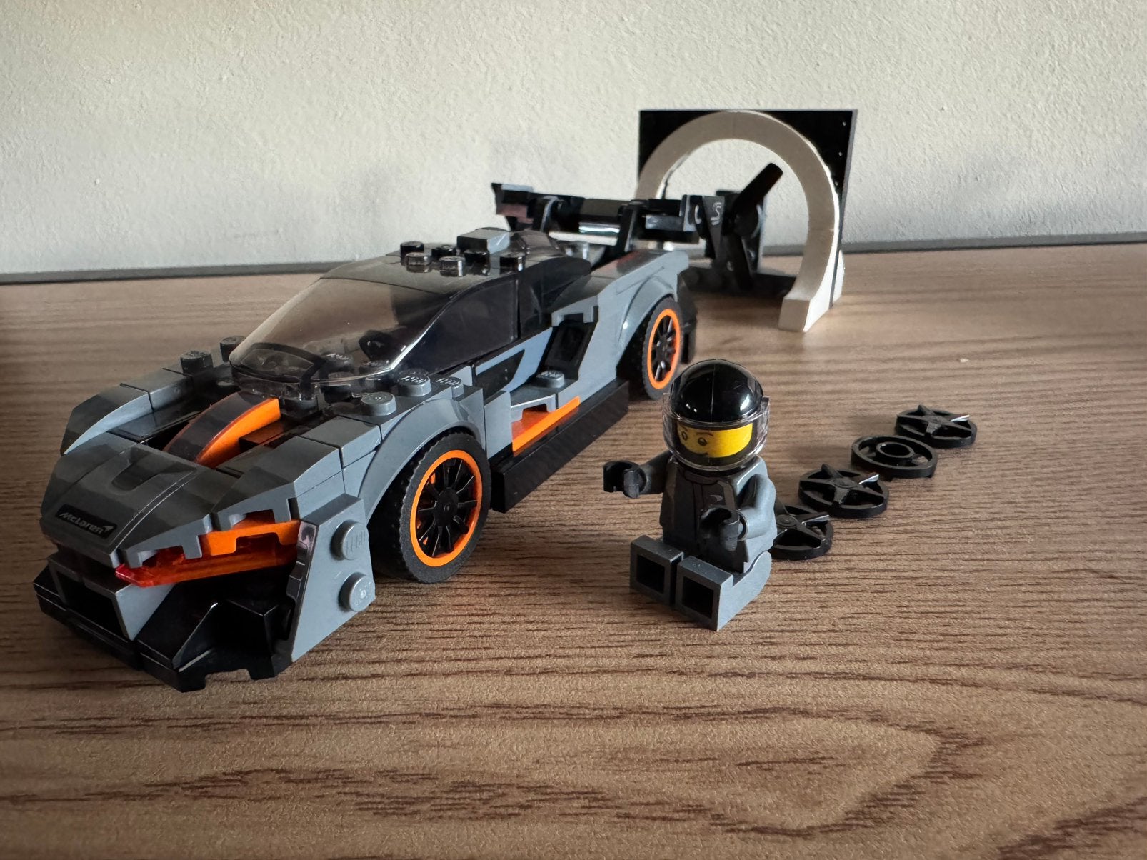 LEGO Speed Champions 75892 McLaren Senna, Ophalen, Zo goed als nieuw