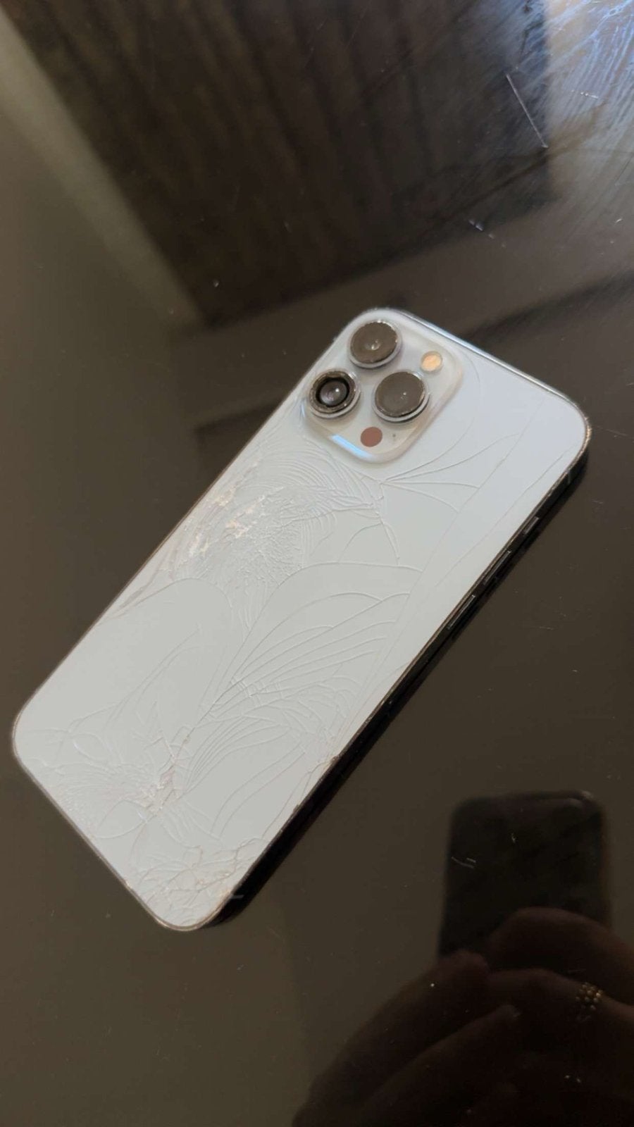 iPhone 13 Pro Max - Gebarsten achterkant, Ophalen of Verzenden, IPhone 13 Pro Max, Zonder simlock, Niet werkend