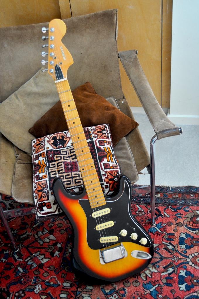 Vintage stratocaster sunburst CBS head jaren '70 of '80, Muziek en Instrumenten, Ophalen, Gebruikt, Solid body, Overige merken