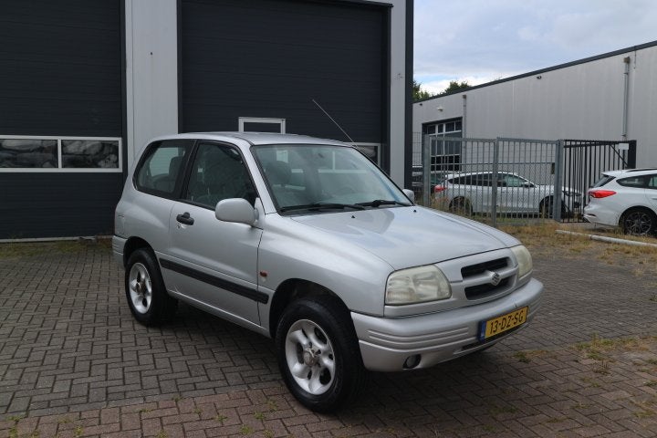 Suzuki Grand Vitara 2.0 Metal Top 4WD (bj 2000)