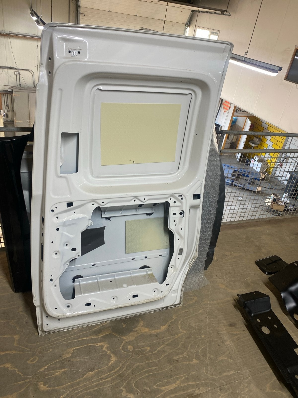 Witte schuifdeur Volkswagen Caddy (2K) 2003-2020, Gebruikt, Ophalen of Verzenden, Achter, Volkswagen