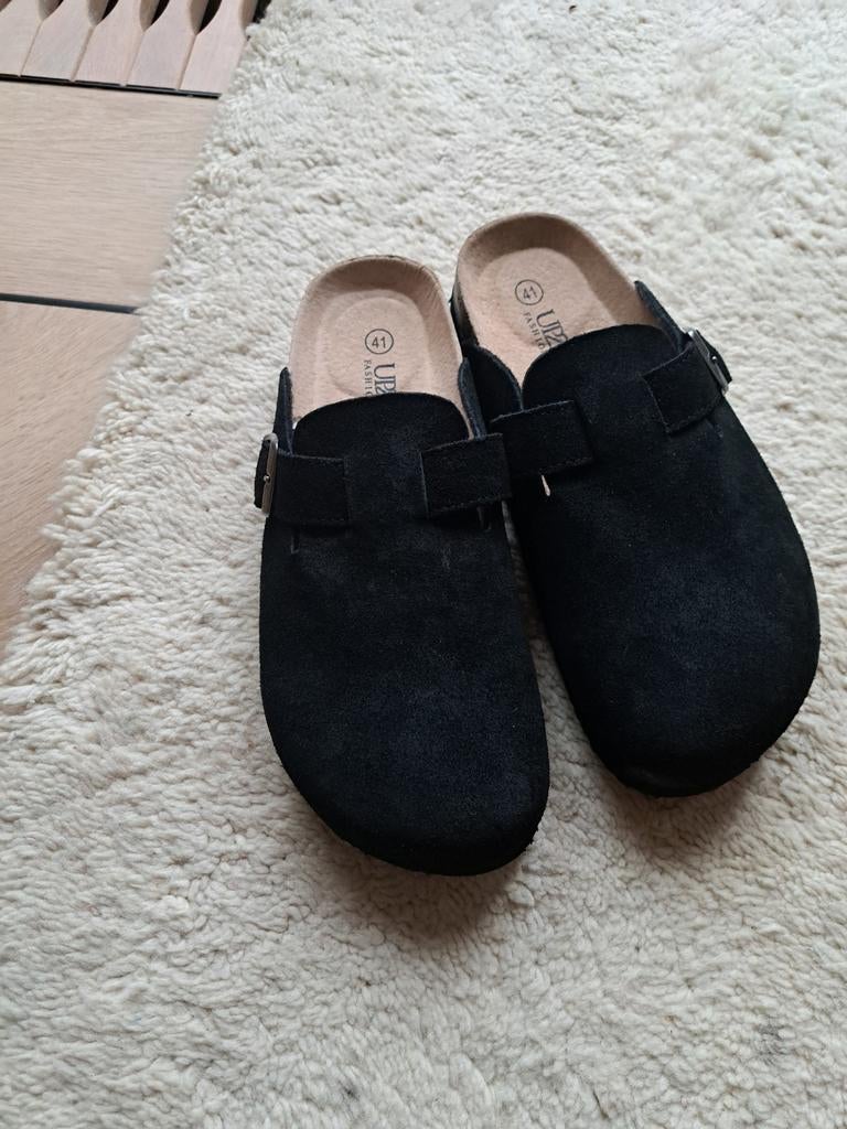 HEREN SLIPPERS/ PANTOFFELS MAAT 41 NIEUW, Ophalen of Verzenden, Nieuw, Zwart, Pantoffels of Sloffen