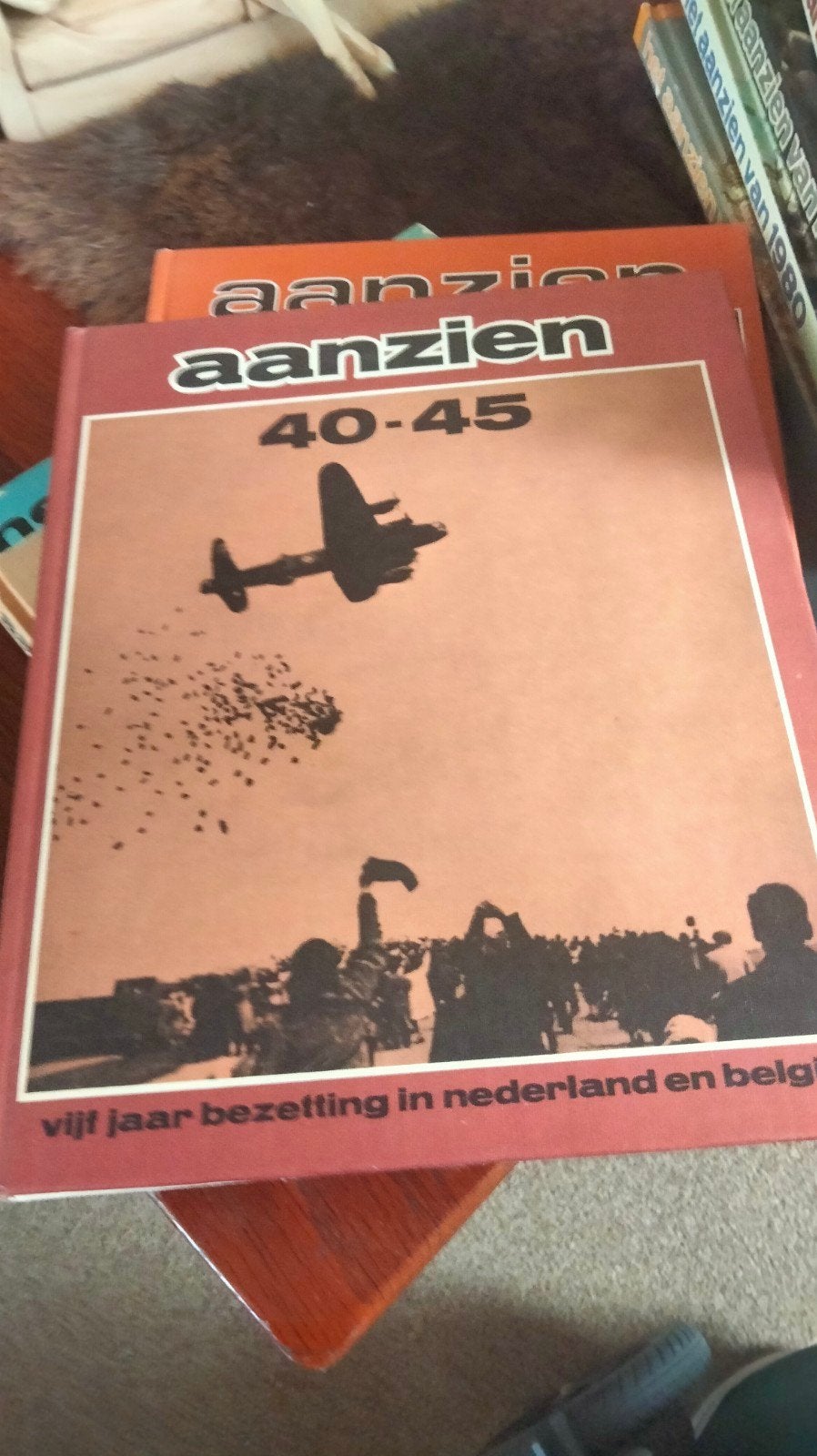 Aanzien 40-45: Vijf jaar bezetting in Nederland en België, Ophalen of Verzenden, Algemeen, Gelezen, Tweede Wereldoorlog