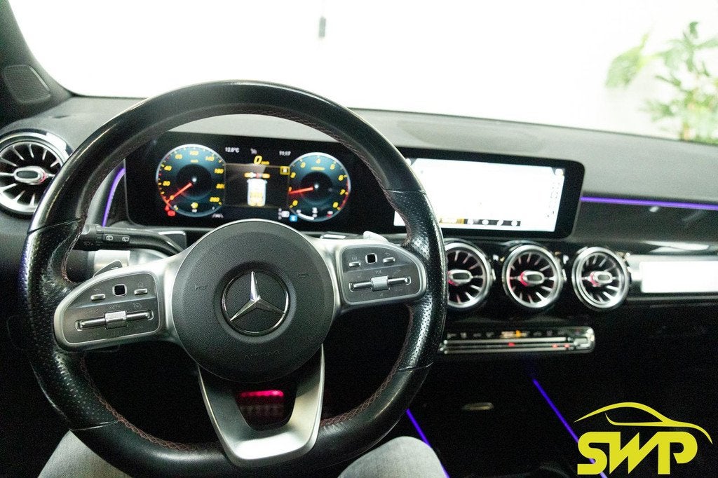 Mercedes-Benz GLB 200 AMG Line 7p. | Pano | Widescreen | Sfe, Auto's, Gebruikt, 4 cilinders, 163 pk, 14 km/l