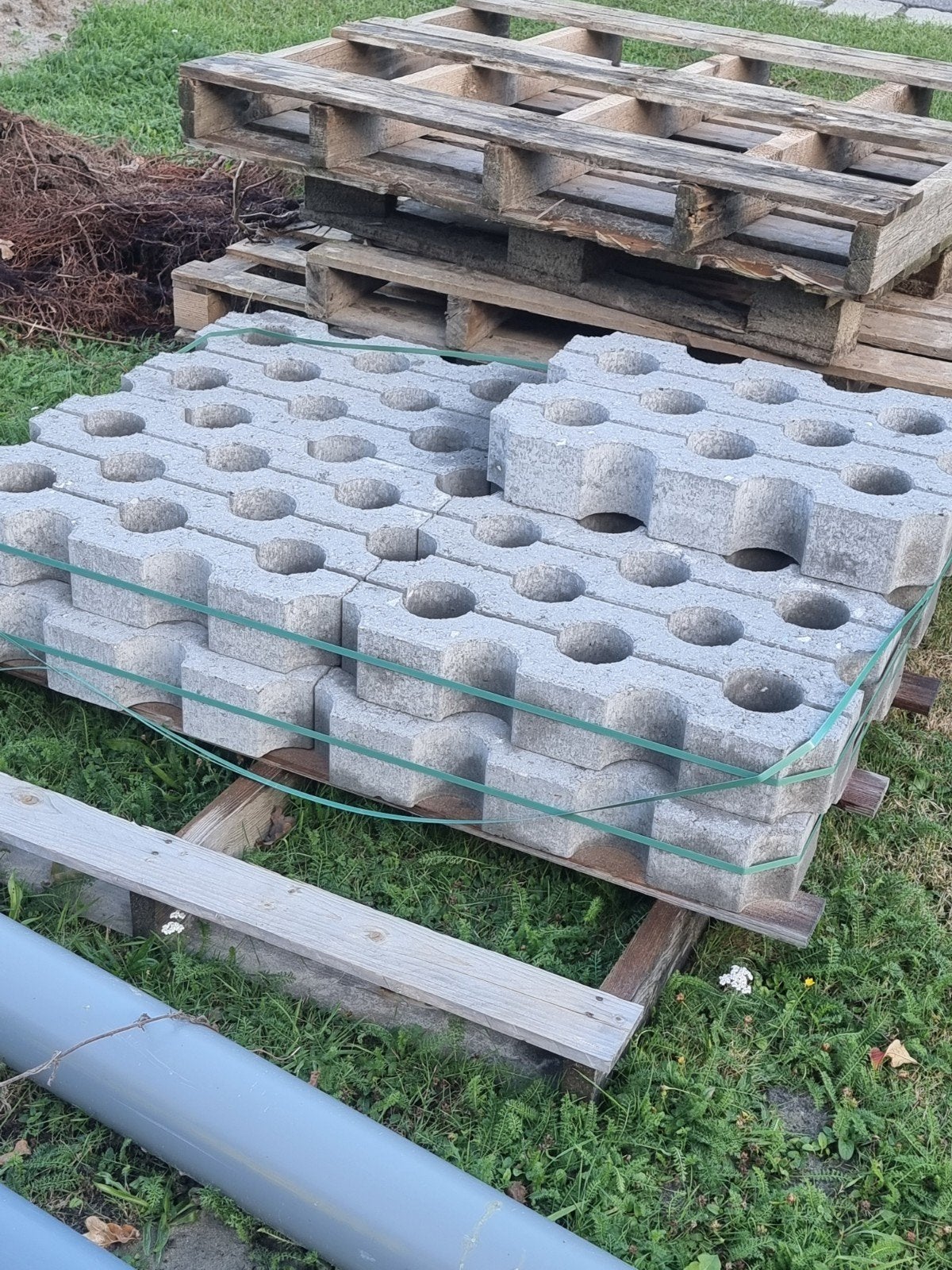Grasbetontegels 9 stuks 60x40cm - Nieuw, Ophalen, Overige typen, Nieuw, Minder dan 5 m²