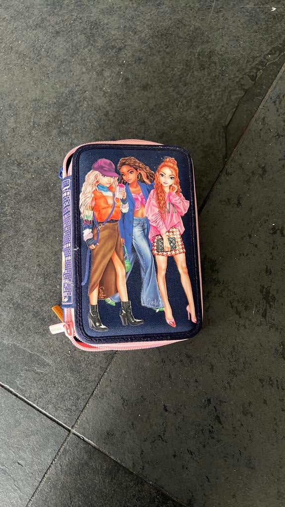 Topmodel etui met 3 vakken, Ophalen of Verzenden, Zo goed als nieuw