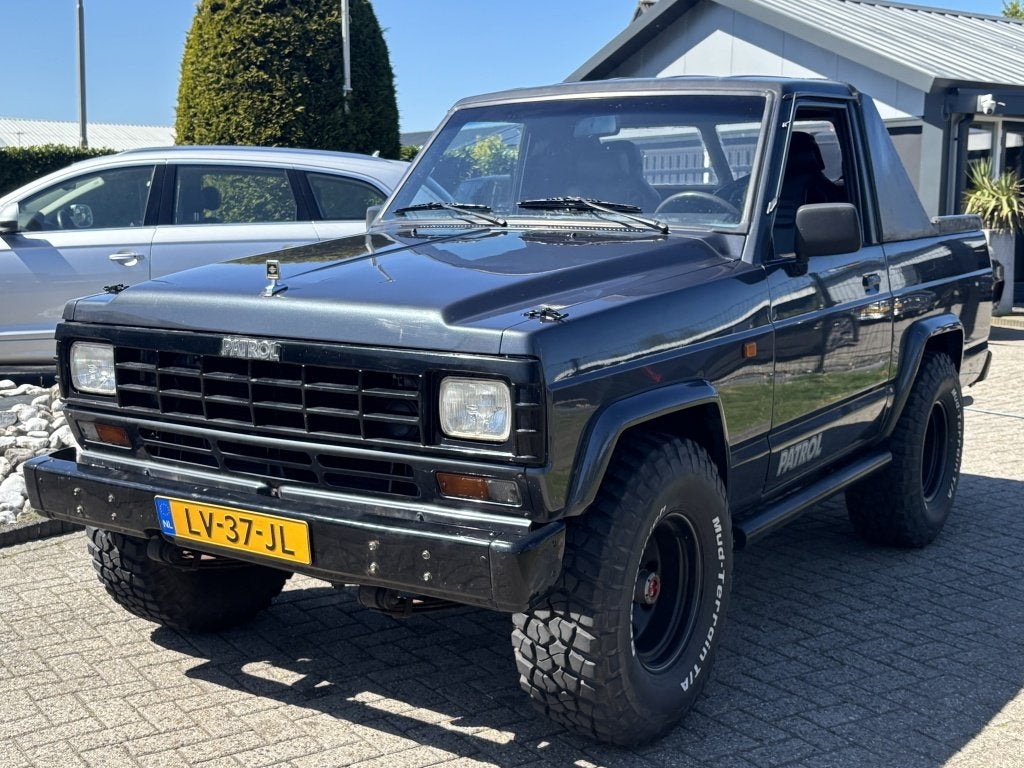 Nissan Patrol 2.8 6-Cilinder Benzine 1985 Belastingvrij 4X4, 1660 kg, Metallic lak, Gebruikt, Origineel Nederlands