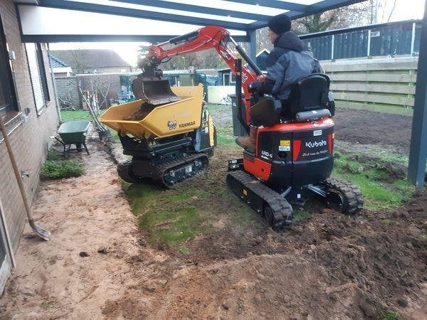 Foto 3 van Minigraver met machinist