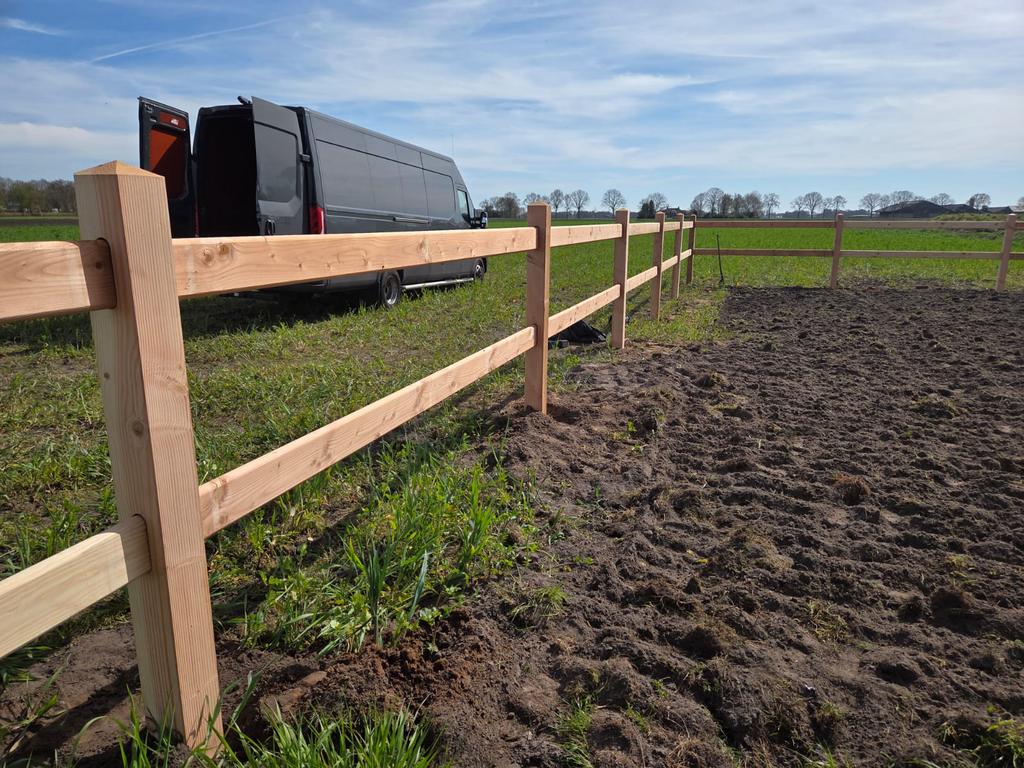 Doorsteek paarden omheining paardenhekwerk douglas 2 liggers, Dieren en Toebehoren, Stalling en Weidegang, Weidegang