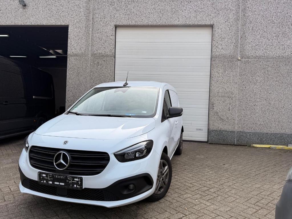 MERCEDES-BENZ CITAN 112 CDI AUTOMAT | 2025 | 29.000 KM, Auto's, Bestelauto's, Euro 6, 4 cilinders, 116 pk, Wit