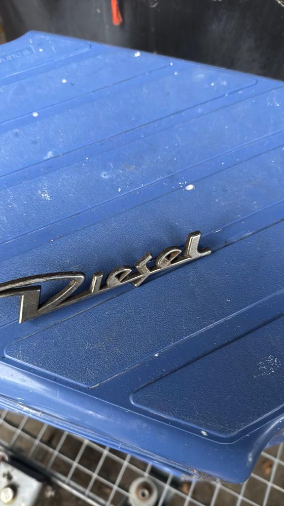 Diesel embleem, Ophalen of Verzenden, Oldtimer onderdelen