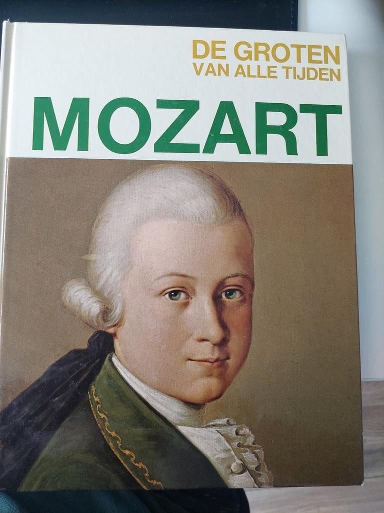 Mozart - De Groten van Alle Tijden (Boek), Ophalen of Verzenden, Gelezen, Artiest