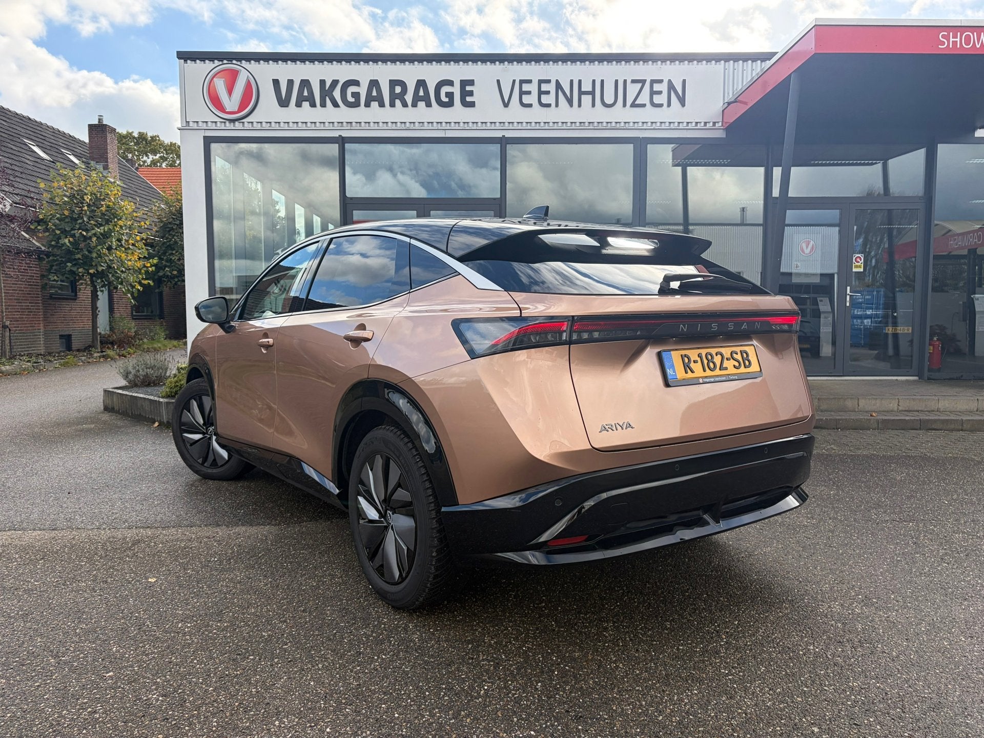 Nissan Ariya Advance 66 kWh|Rijklaar prijs|360 camera|Elek., Auto's, Gebruikt, Leder en Stof, 63 kWh, SUV of Terreinwagen